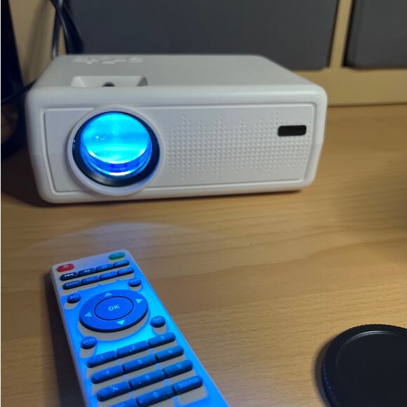 ─୨ৎ─ Crazview WiFi LED Projector (2C-1C-147) - Picture 1 of 12
